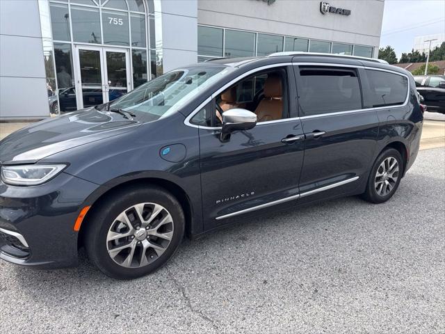 2021 Chrysler Pacifica Hybrid Pinnacle 2021 Chrysler Pacifica Hybrid Pinnacle