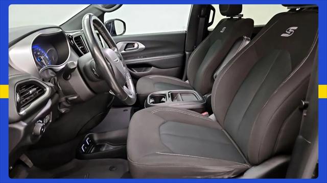 2021 Chrysler Pacifica Touring