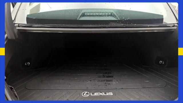 2024 Lexus ES 350 F SPORT Handling