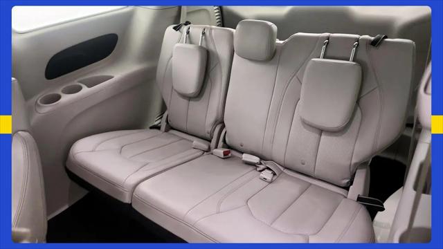 2021 Chrysler Voyager LXI