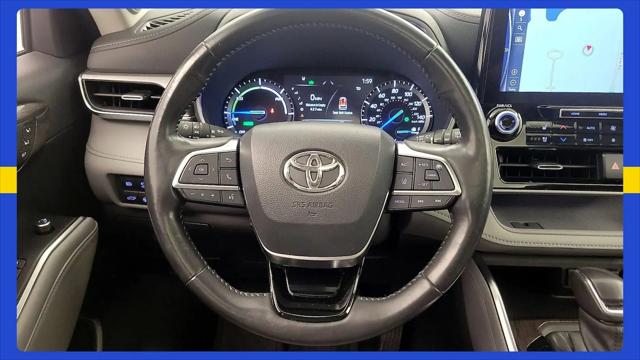 2021 Toyota Highlander Hybrid Platinum