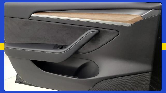 2021 Tesla Model 3 Standard Range Plus Rear-Wheel Drive