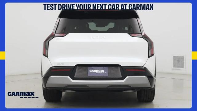 2024 Kia EV9 Land