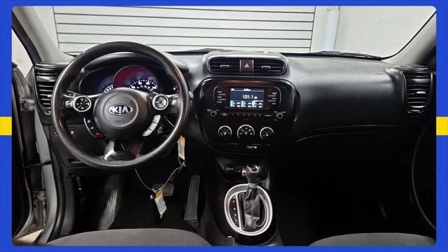 2017 Kia Soul Base