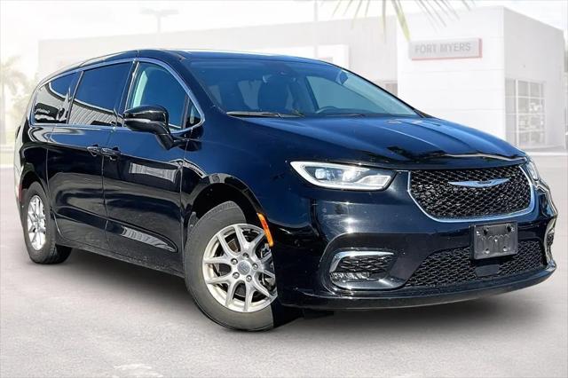 2024 Chrysler Pacifica Touring L for sale in Fort Myers, FL