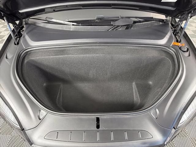 2024 Tesla Model X Long Range
