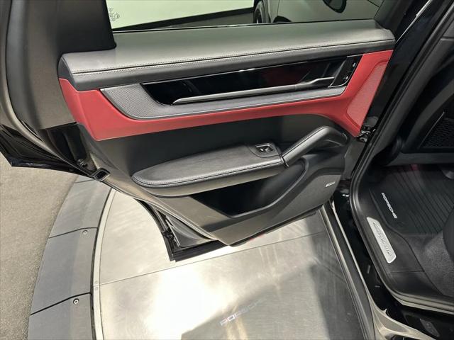 2025 Porsche Cayenne Cayenne