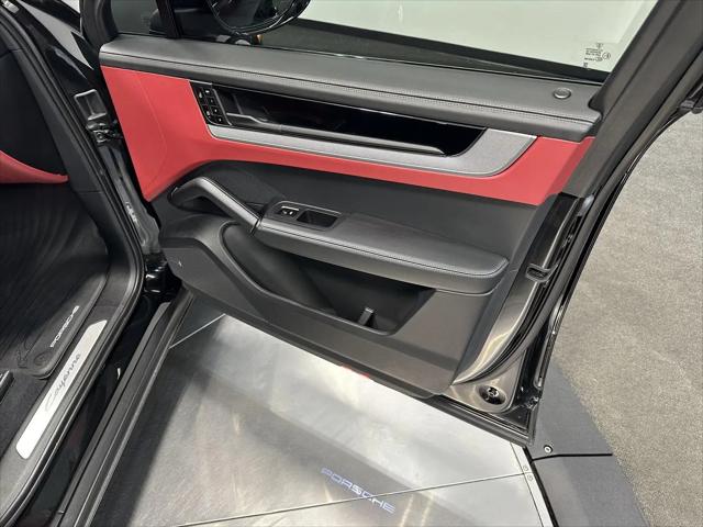 2025 Porsche Cayenne Cayenne