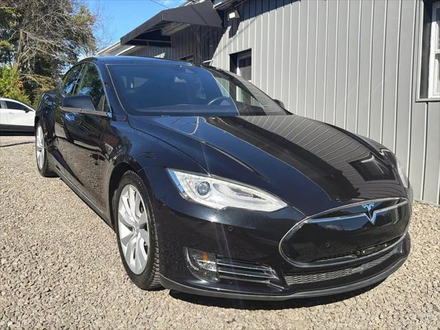2015 Tesla Model S 85D