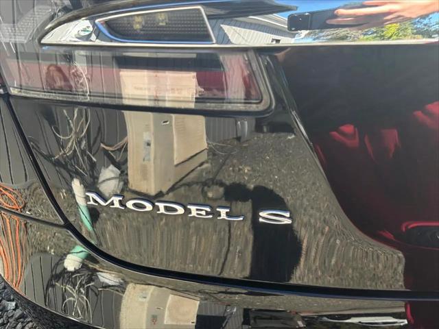 2015 Tesla Model S 85D