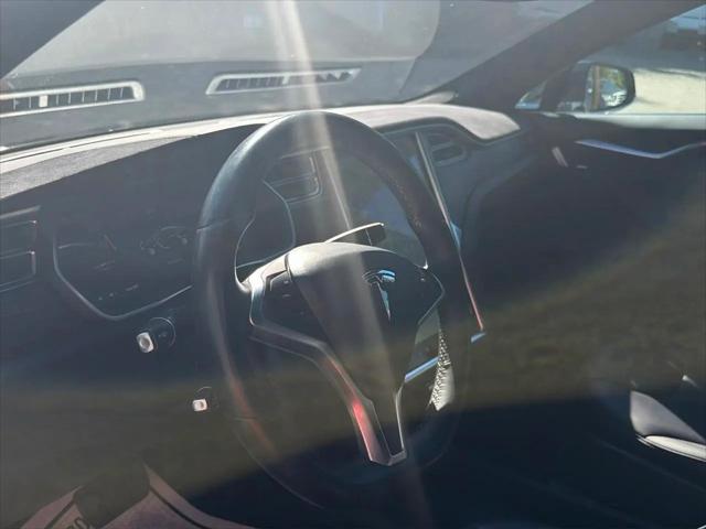 2015 Tesla Model S 85D