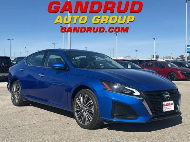 2025 Nissan Altima SL AWD for sale in Green Bay, WI