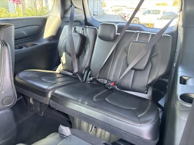 2024 Chrysler Pacifica Hybrid S Appearance Pkg