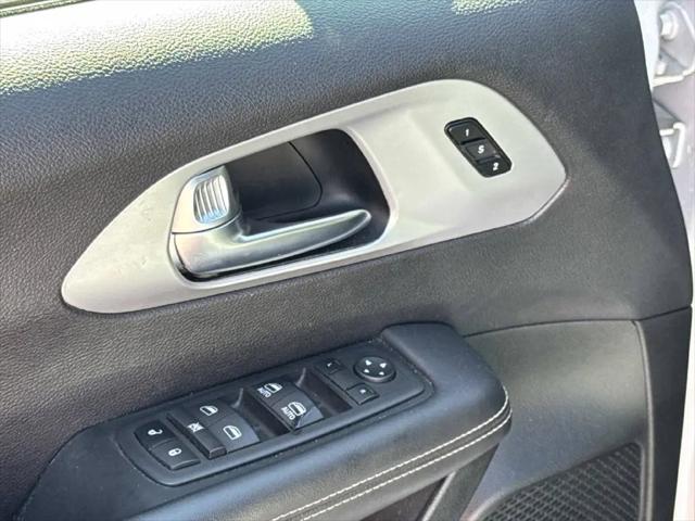 2024 Chrysler Pacifica Hybrid S Appearance Pkg