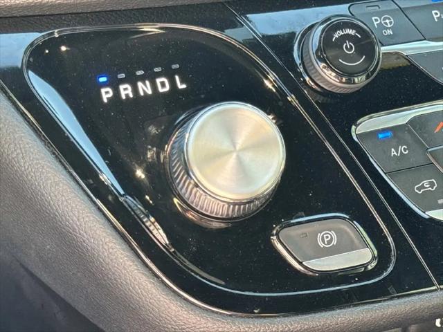 2024 Chrysler Pacifica Hybrid S Appearance Pkg