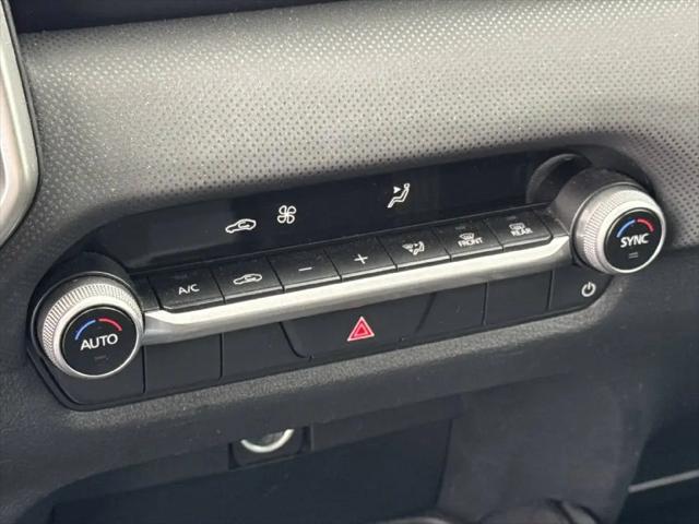 2025 Mazda CX-50 2.5 S Select Package