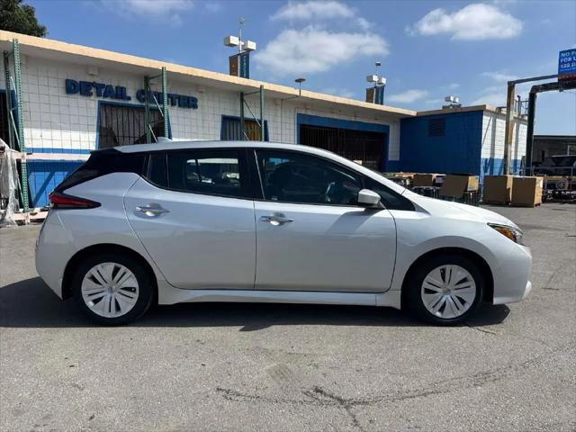 2025 Nissan LEAF S