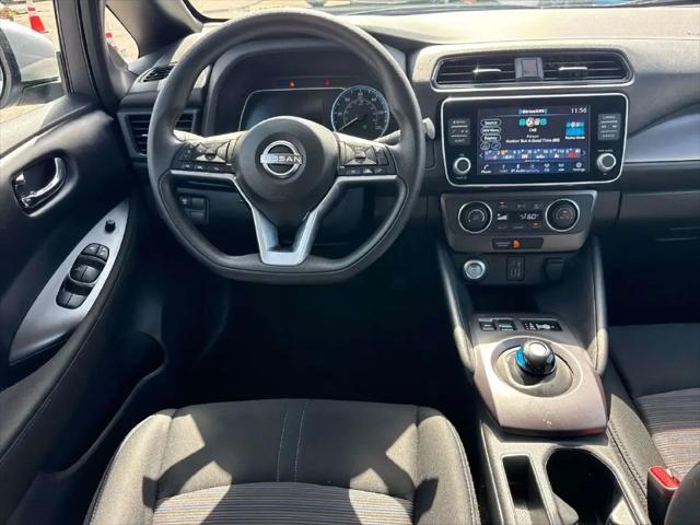 2025 Nissan LEAF S