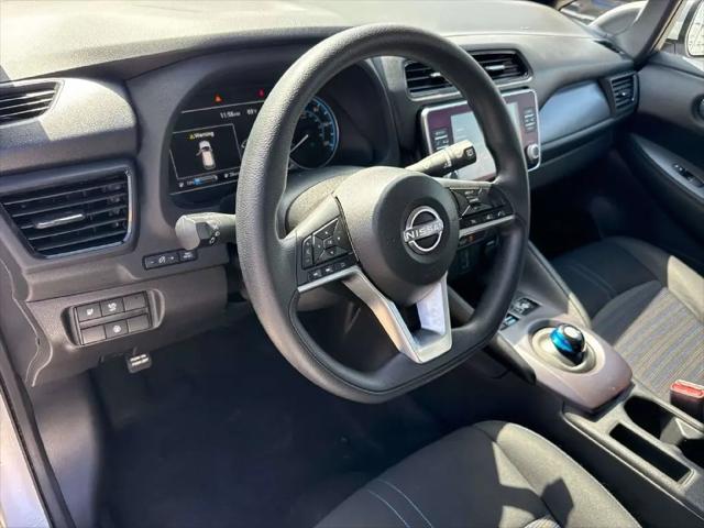 2025 Nissan LEAF S