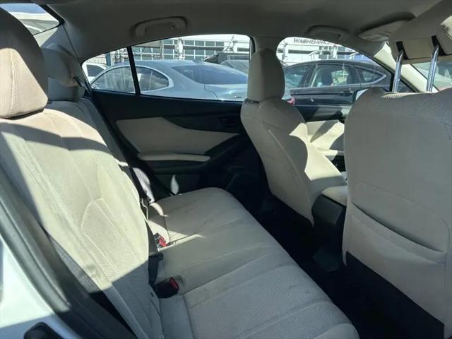 2019 Subaru Impreza 2.0i
