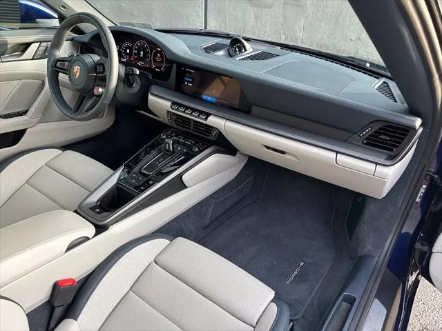 2026 Porsche 911 Carrera Cabriolet