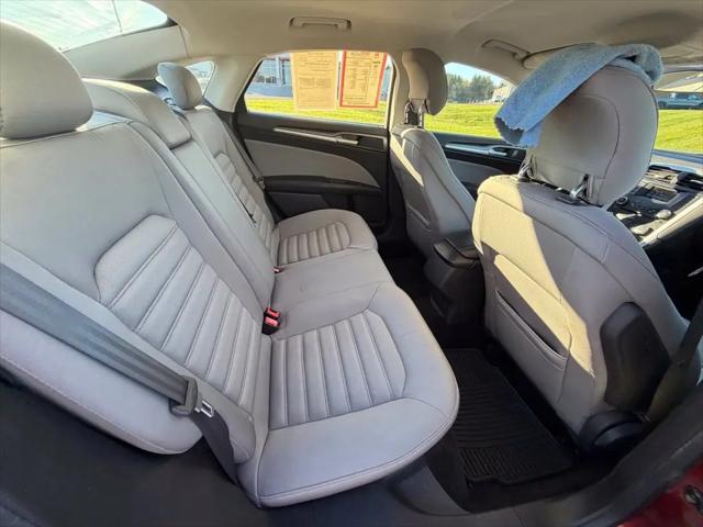 2014 Ford Fusion S