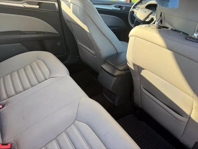 2014 Ford Fusion S