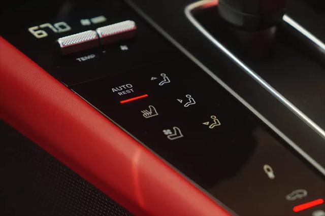 2022 Porsche Macan GTS