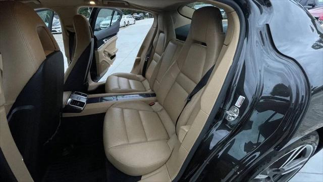 2013 Porsche Panamera 4