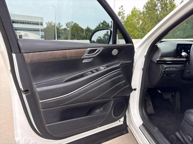 2025 Genesis GV80 2.5T Select AWD