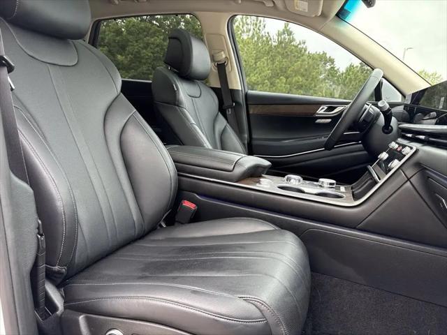2025 Genesis GV80 2.5T Select AWD
