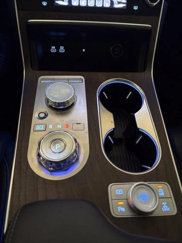 2025 Genesis GV80 2.5T Select AWD