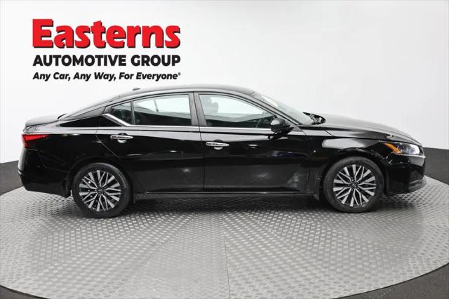 2023 Nissan Altima SV FWD