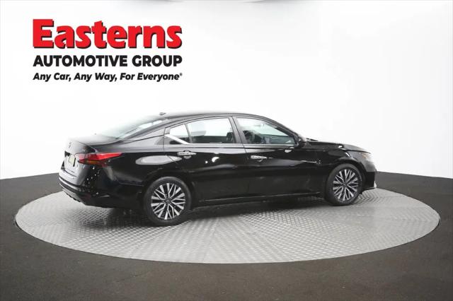 2023 Nissan Altima SV FWD
