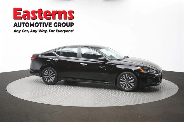 2023 Nissan Altima SV FWD