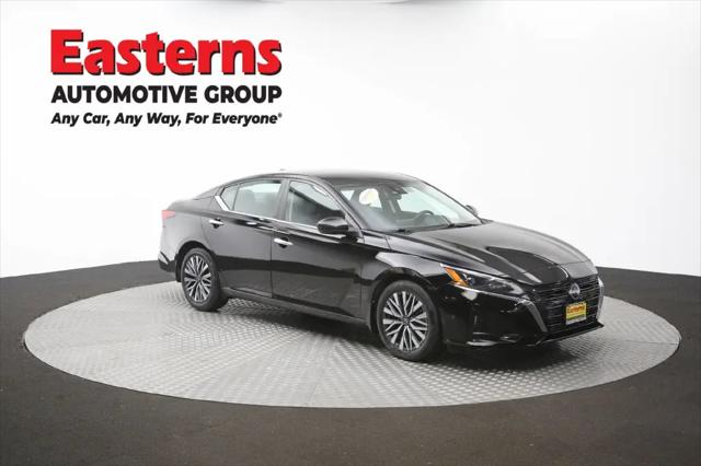 2023 Nissan Altima SV FWD