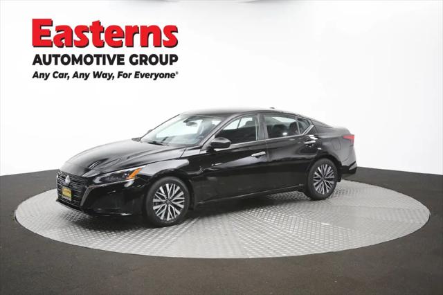 2023 Nissan Altima SV FWD