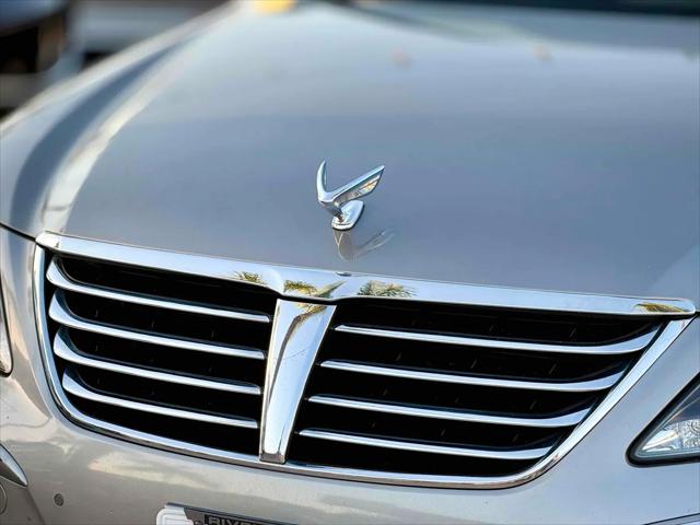 2011 Hyundai Equus Signature