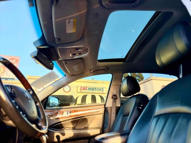2011 Hyundai Equus Signature