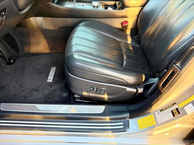 2011 Hyundai Equus Signature