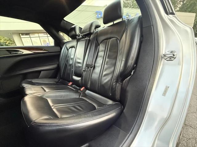 2017 Lincoln MKZ Select