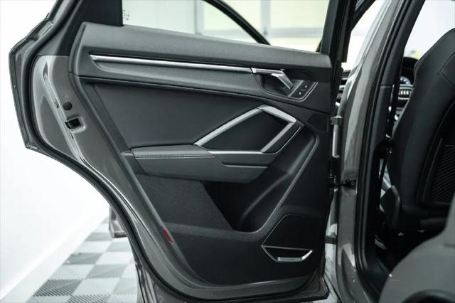 2020 Audi Q3 Prestige 45 TFSI S line quattro Tiptronic