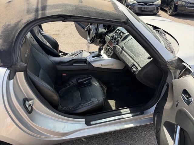 2008 Saturn Sky Red Line