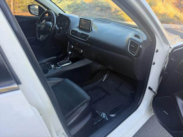 2015 Mazda Mazda3 i Grand Touring