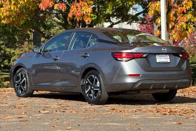 2024 Nissan Sentra SV Xtronic CVT