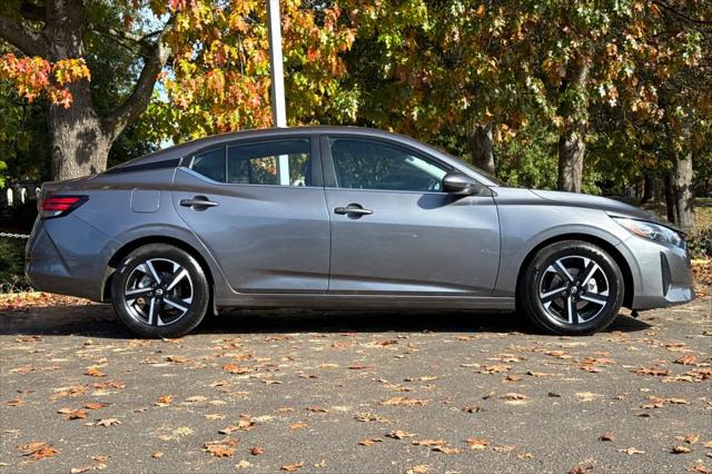 2024 Nissan Sentra SV Xtronic CVT
