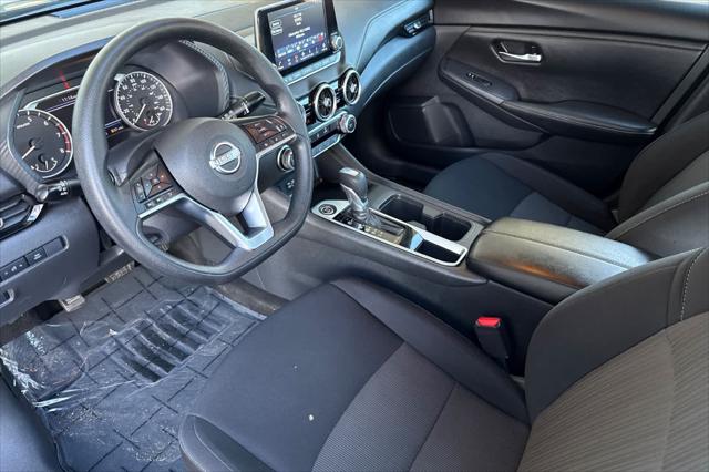 2024 Nissan Sentra SV Xtronic CVT
