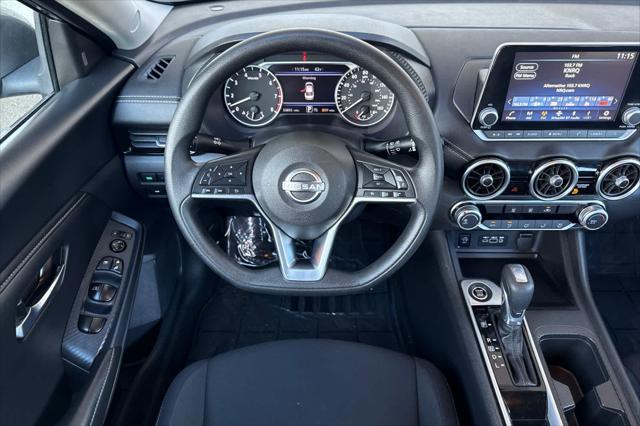 2024 Nissan Sentra SV Xtronic CVT