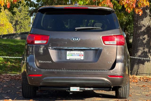 2017 Kia Sedona LX