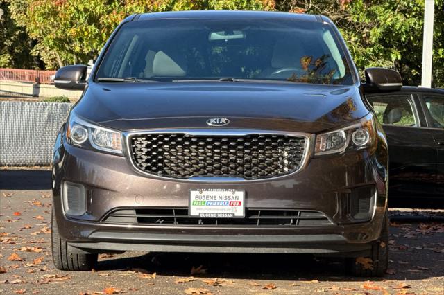 2017 Kia Sedona LX